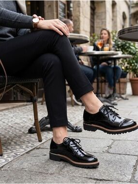 Franco Sarto Black Patent Leather Lace-Up Oxfords with Brown Trim